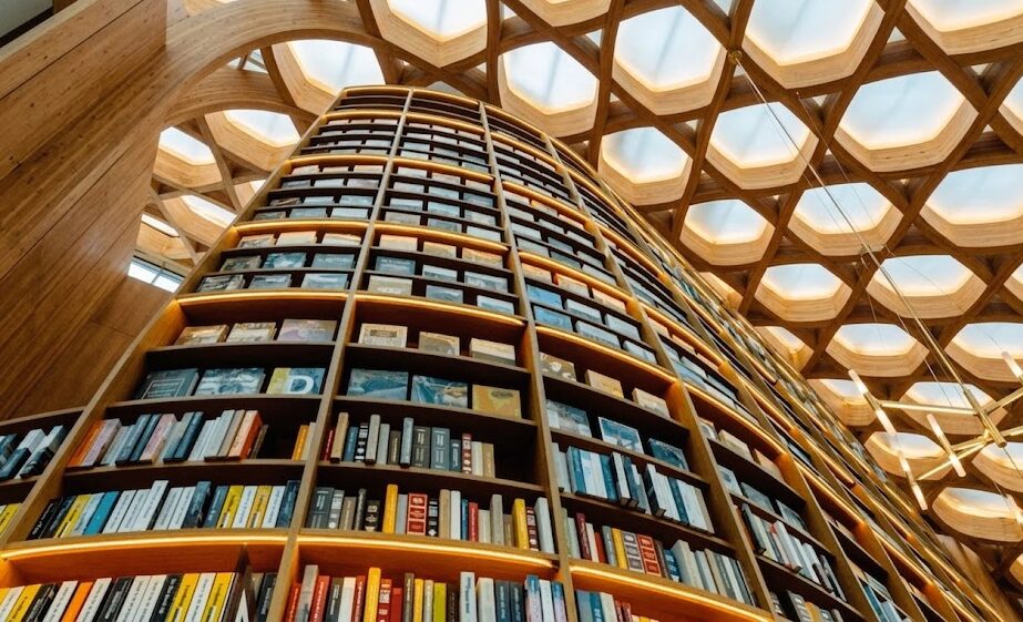 5 Must-Read Humanitarian Books for 2024